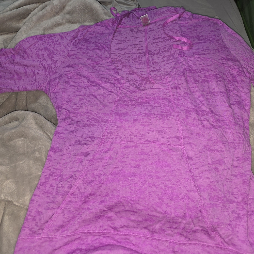 Active USA Fuchsia Pullover